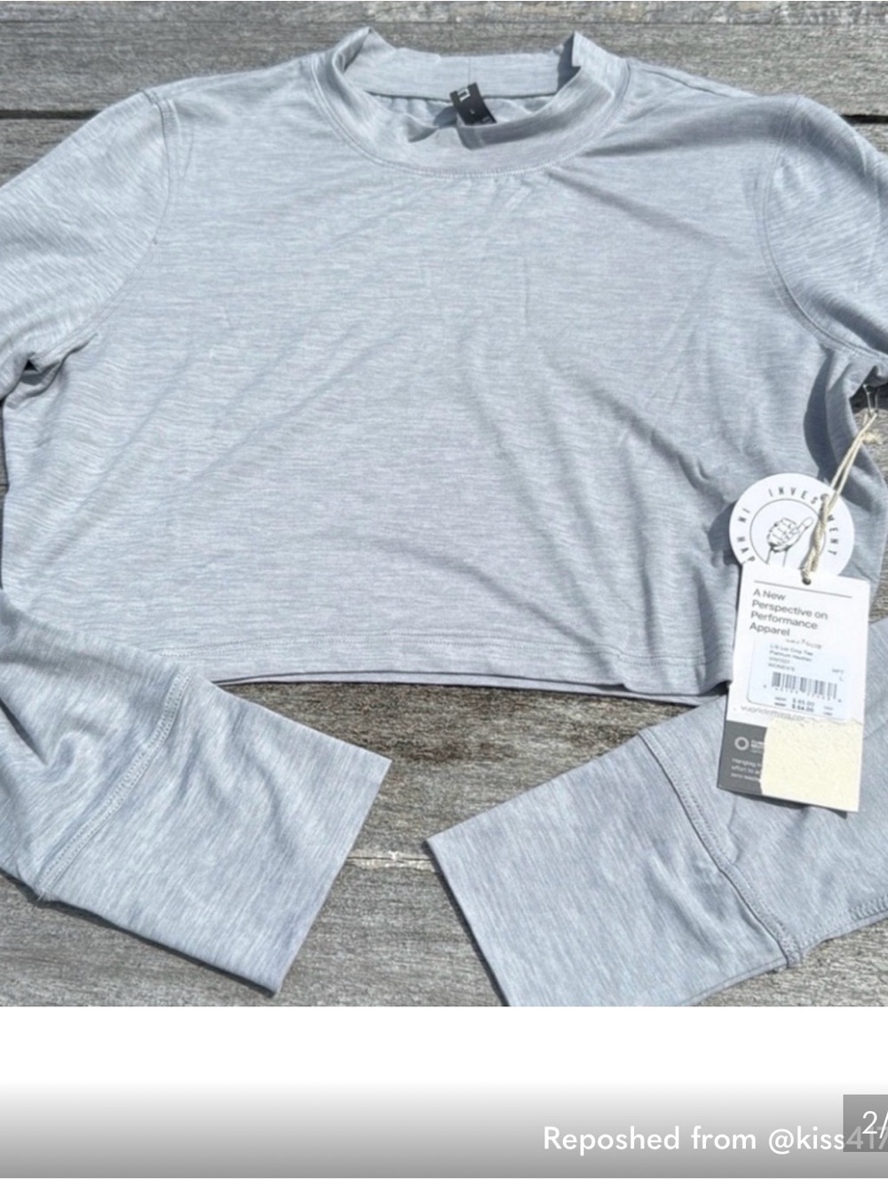 Vuori Heather Light Gray Cropped Long-Sleeve Top